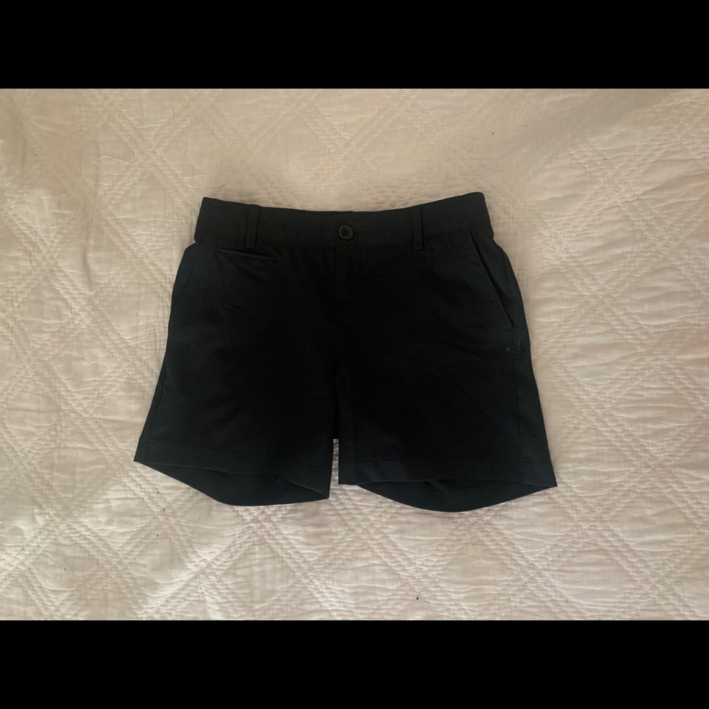 Under Armour golf shorts
